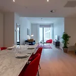 Aparthotel Premier 4*