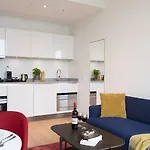 Premier 4*