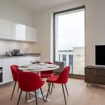 Premier Aparthotel Amsterdam