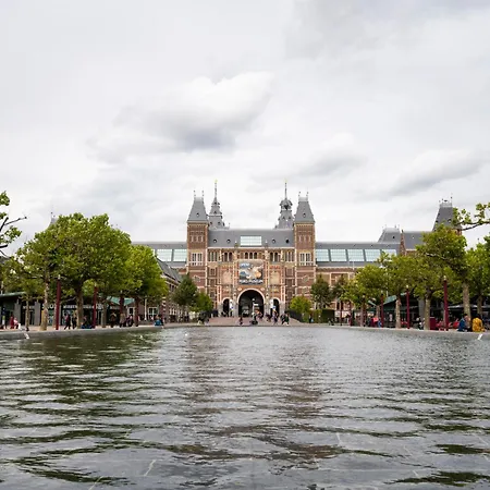 Premier 4* Amsterdam