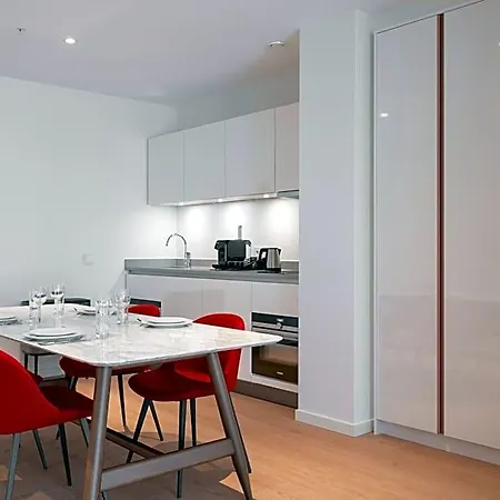 Aparthotel Premier