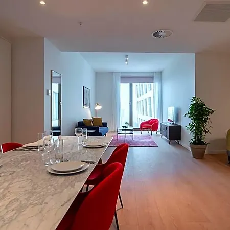 Premier Aparthotel