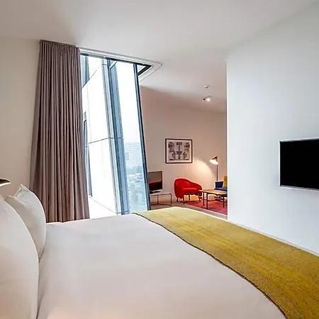 Aparthotel Premier 4*