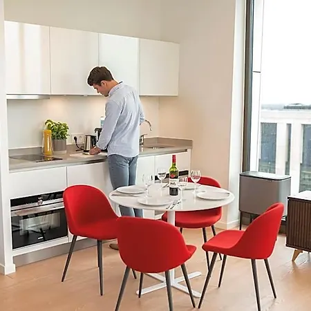 Premier Aparthotel Amsterdam