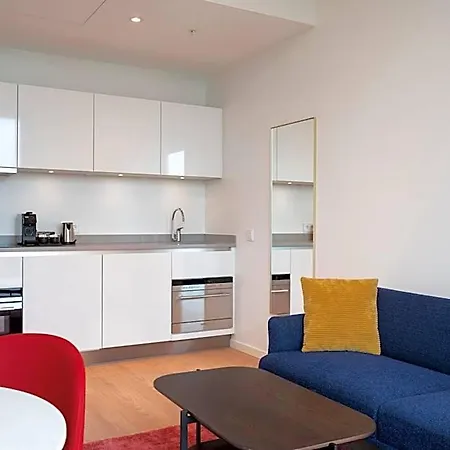 Premier Aparthotel