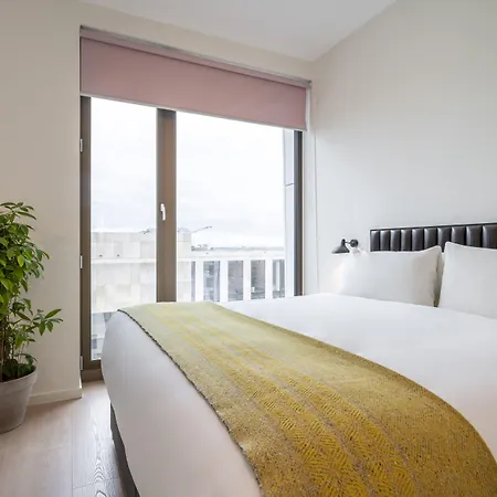 Premier Lägenhetshotell 4*