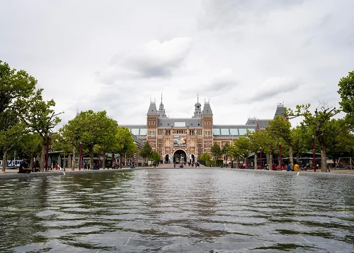 Premier 4* Amsterdam