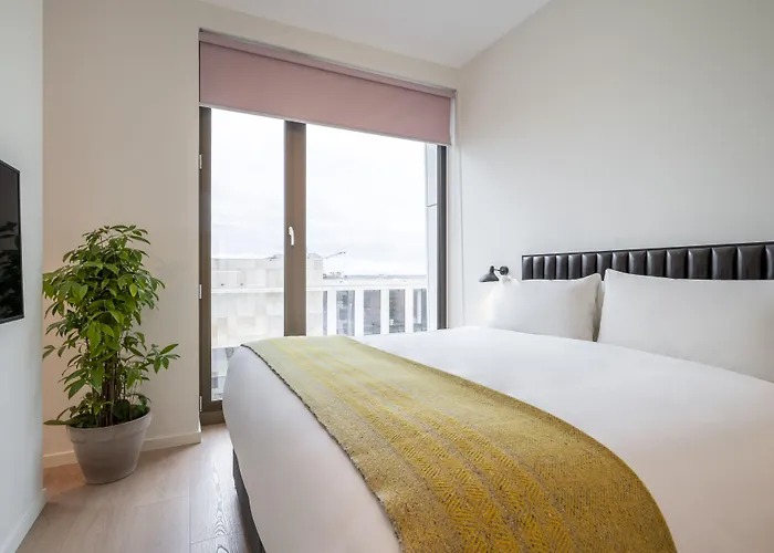 Premier Aparthotel 4*